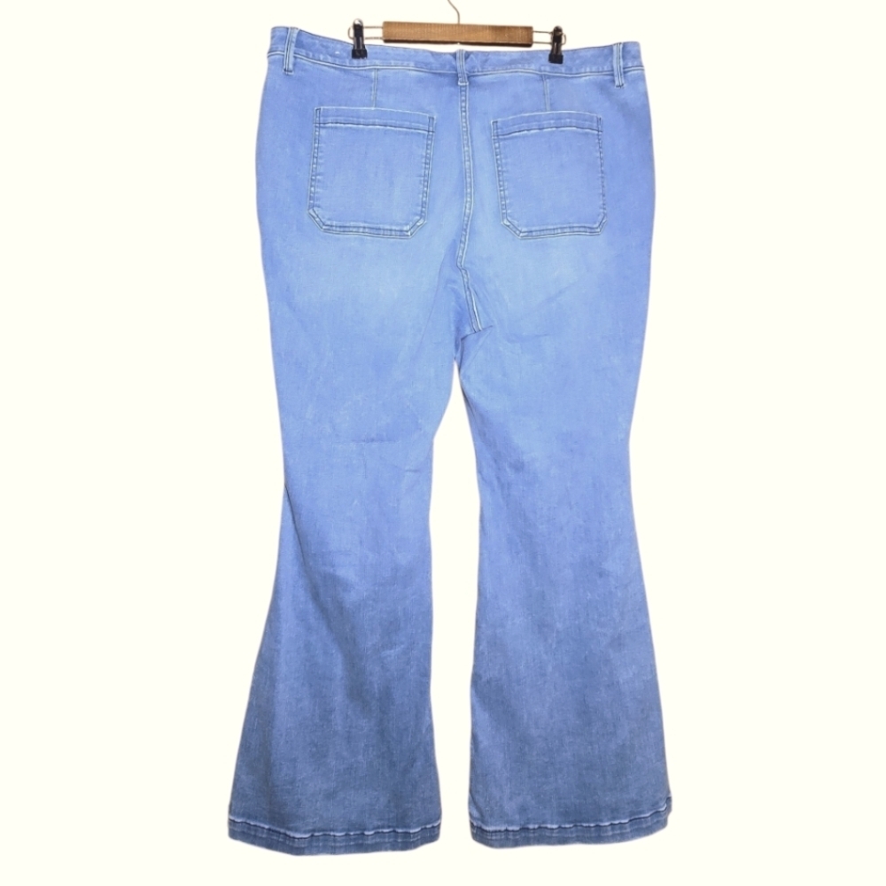 Lane Bryant Signature High Rise Ultra Flare Jean Size 24 - Picture 5 of 6